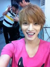 data n: 26 ianoarie 1986
ln: cm
zodie: de kg
v:26 ani jaejoong herou